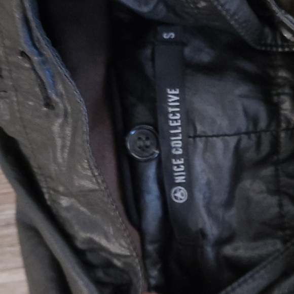 Nice collective - Picture 2 of 4